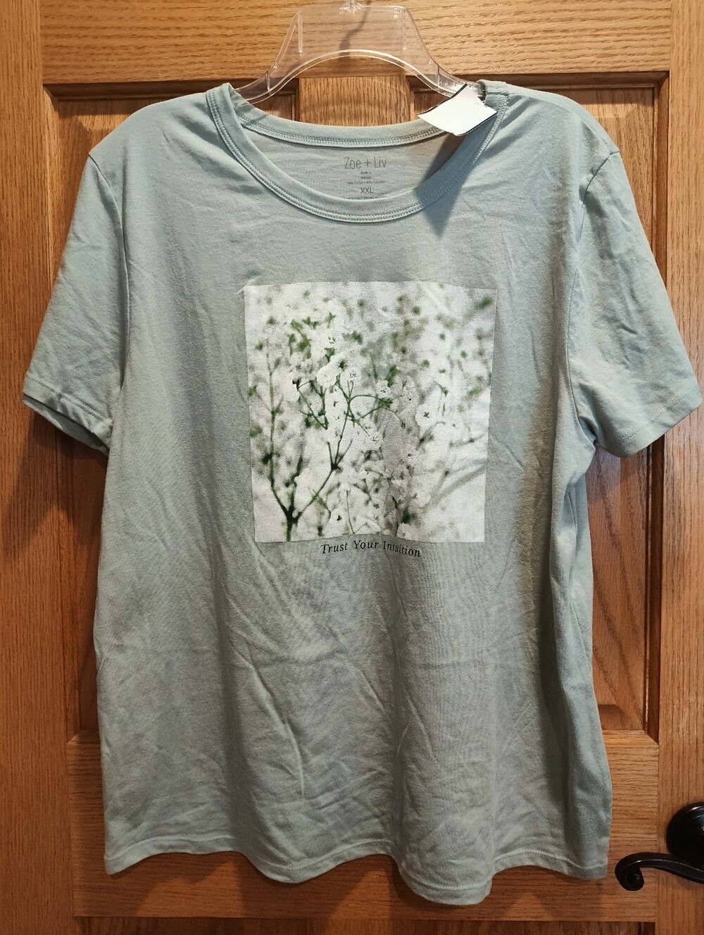 Zoe+Liv Floral Graphic Tee in Aqua Gray, XXL